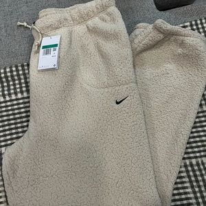 Nike Sherpa Sweat Pants